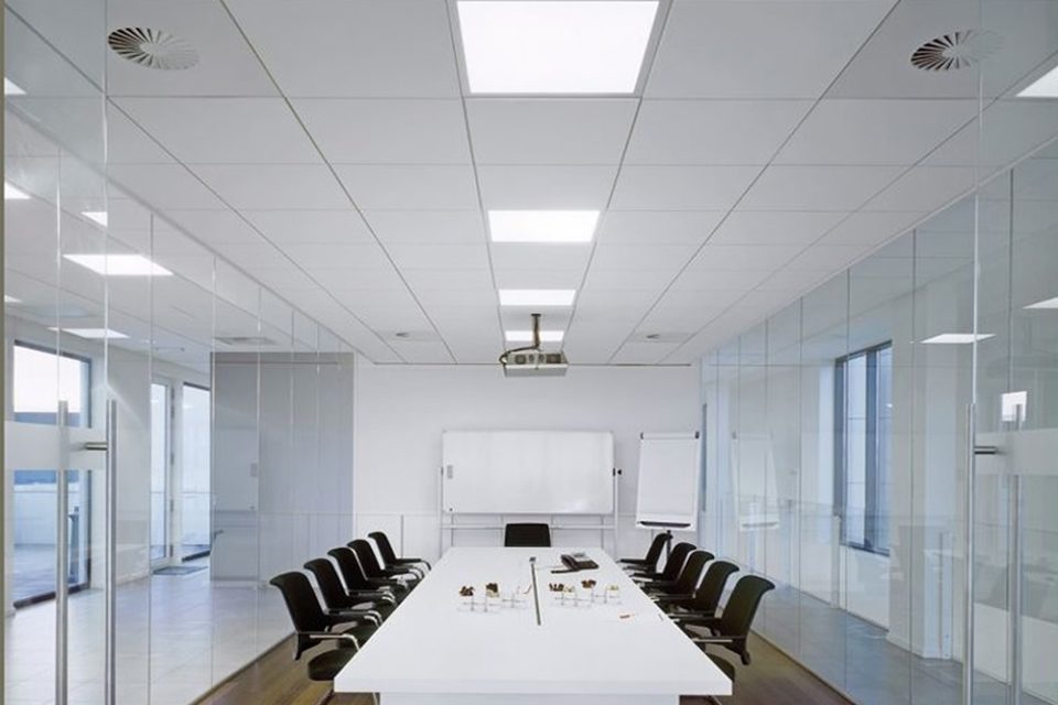 Потолок Армстронг