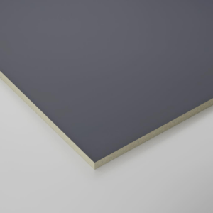 Серые стеновые панели СМЛ RAL 7024 в современном интерьере